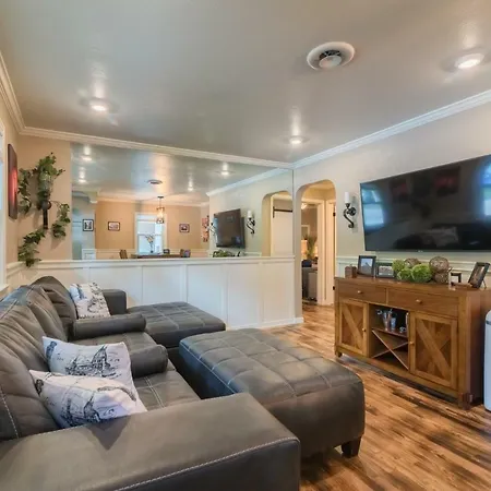 Italian Style In Old Town With Private Hot Tub Villa